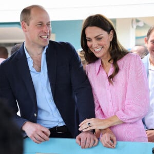 Le prince William et Kate Middleton visitent "Fish Fry" à Abaco, un lieu de rassemblement culinaire traditionnel des Bahamas qui se trouve sur toutes les îles des Bahamas, Abaco