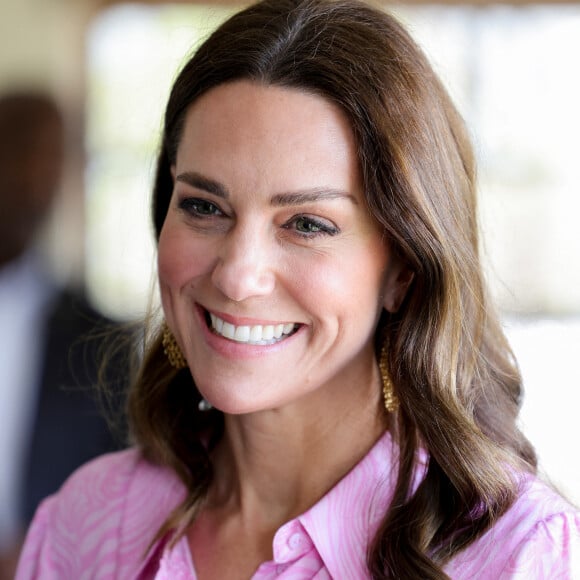 Le prince William, duc de Cambridge, et Catherine (Kate) Middleton, duchesse de Cambridge, visitent l'église évangélique Daystar Abaco aux Bahamas, pour en savoir plus sur l'impact de l'ouragan Dorian. Abaco, le 2022. 