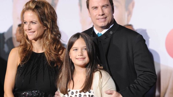 Regardez John Travolta se prendre pour Justin Timberlake : un duo avec sa fille Ella Bleu... touchant et délirant !