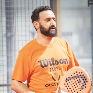 Exclusif - Cyril Hanouna - Soirée de matchs d'exhibition de Padel au club "Casa Padel" à Saint-Denis le 17 mars 2022. © Jack Tribeca/Bestimage 