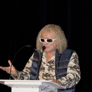 Michel Polnareff - Inauguration du centre culturel Michel Polnareff à Fontenay-Trésigny le 25 novembre 2016 Michel Polnareff a vécu dans ce village en 1987 et 1988 dans le bar de Mr et Mme Troisvallet.