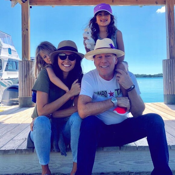 Bruce Willis, sa femme Emma et leurs filles Mabel et Evelyn tout simplement heureux, en novembre 2018. Instagram.