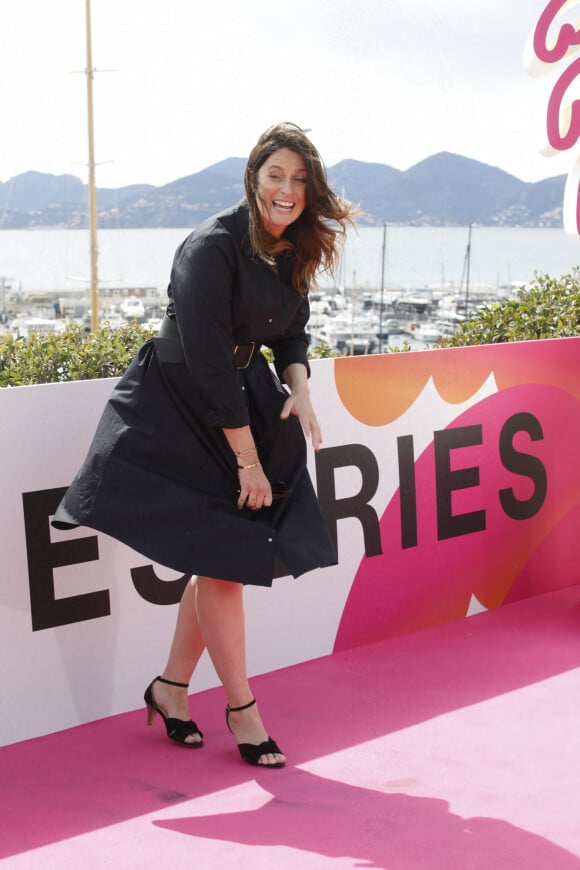 Anne Décis - 5e saison du Festival International des Séries "Canneseries" à Cannes, le 2 avril 2022. © Denis Guignebourg/Bestimage