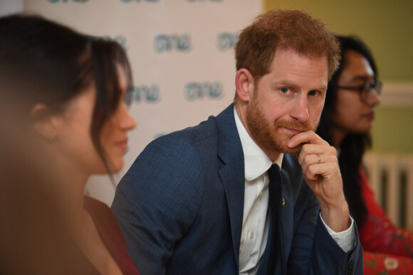 Le prince Harry, duc de Sussex participe à une réunion sur l'égalité des genres avec les membres du Queen's Commonwealth Trust (dont elle est vice-présidente) et du sommet One Young World au château de Windsor 