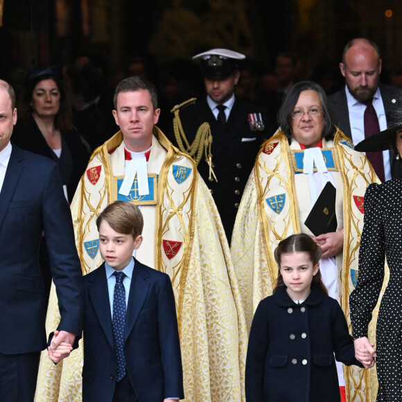 Le prince William, duc de Cambridge, et Catherine (Kate) Middleton, duchesse de Cambridge, Le prince George de Cambridge, La princesse Charlotte de Cambridge - Service d'action de grâce en hommage au prince Philip, duc d'Edimbourg, à l'abbaye de Westminster à Londres, le 29 mars 2022. Le prince Philip, duc d'Edimbourg, est décédé le 9 avril 2021.