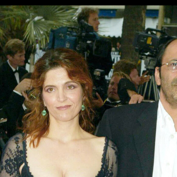 Agnès Jaoui et Jean-Pierre Bacri - Montée des marches de la clôture du 57ème festival de Cannes en 2004