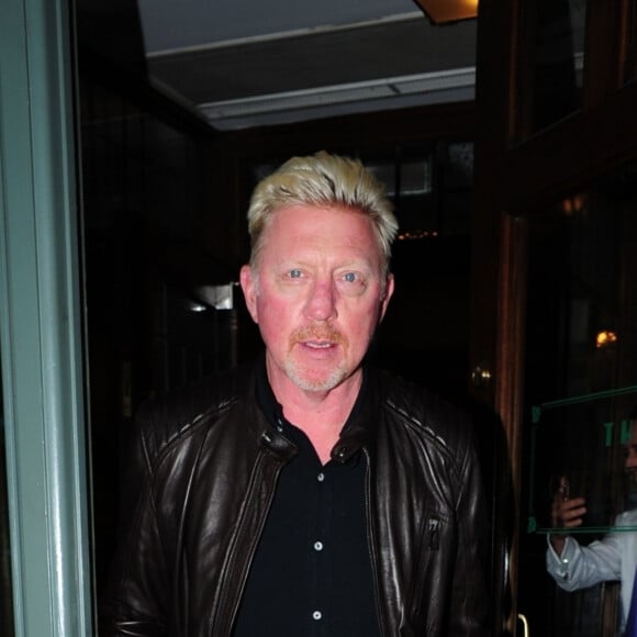 Exclusif - Boris Becker quitte le restaurant Ivy Chelsea Garden à Londres le 16 septembre 2019.