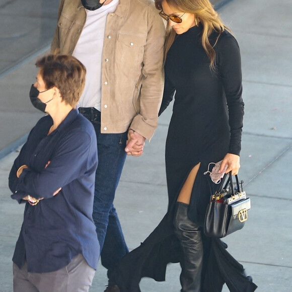 Exclusif - Ben Affleck et sa compagne Jennifer Lopez arrivent à un événement à West Hollywood le 3 octobre 2021. 