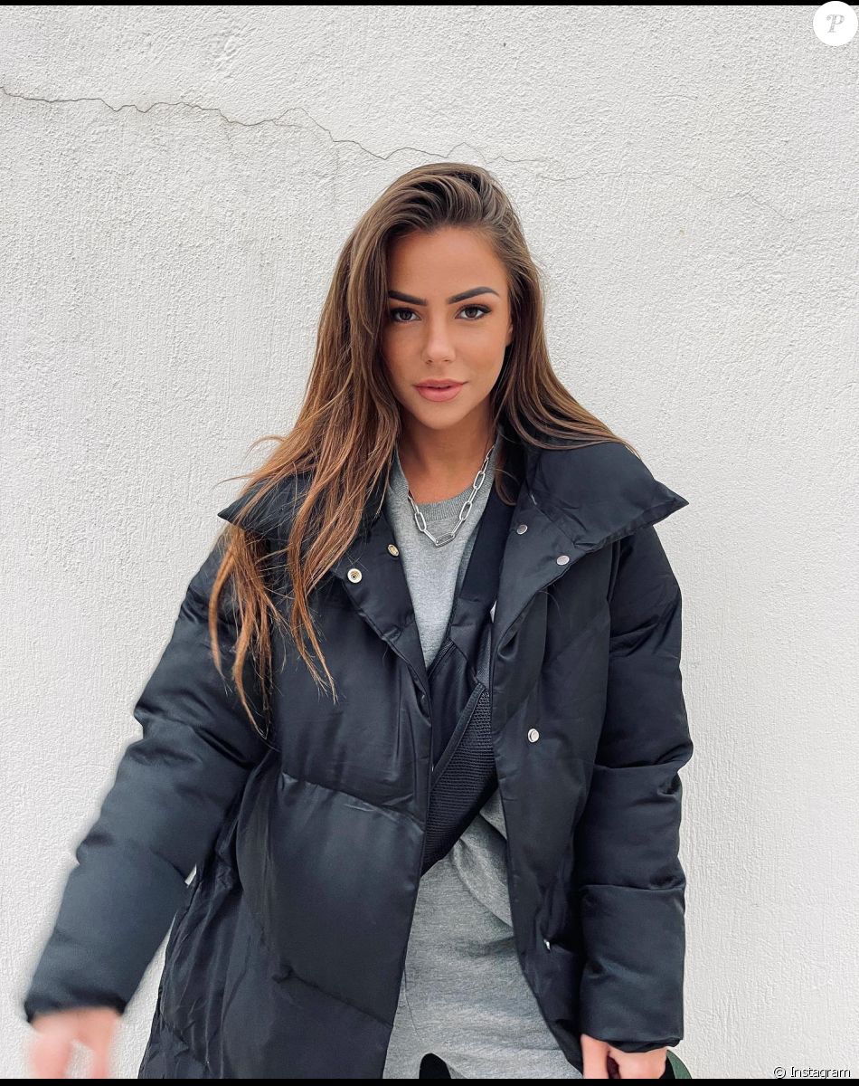 Lena ("La Villa des Coeurs Brisés") sur Instagram