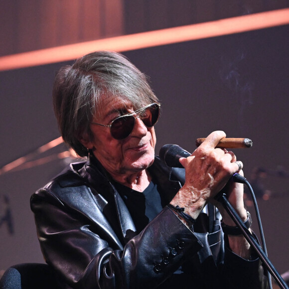 Jacques Dutronc et Thomas Dutronc - Showcase de la tournée "Dutronc & Dutronc" au Centre Evénementiel de Courbevoie, le 11 avril 2022. © Coadic Guirec/Bestimage