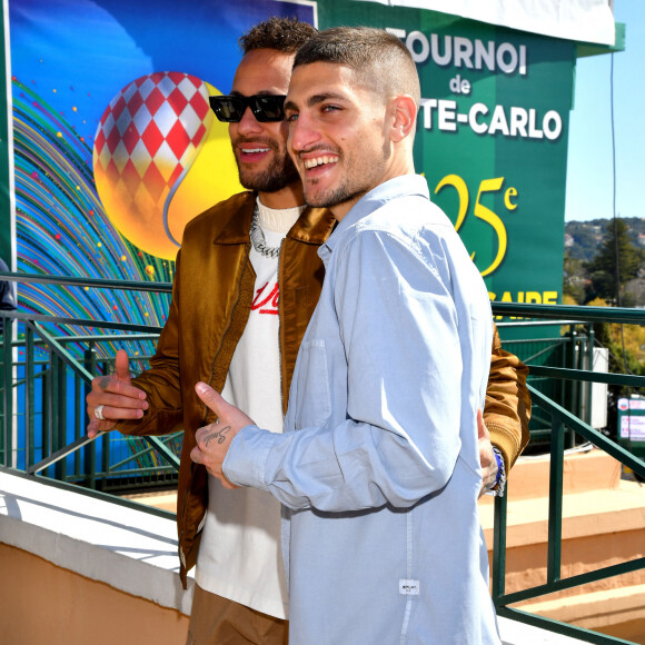 Neymar, Marco Verratti - Tennis : Les célébrités assistent à la 115ème édition du Rolex Monte-Carlo Masters à Monaco le 11 avril 2022 © Bruno Bebert / Bestimage