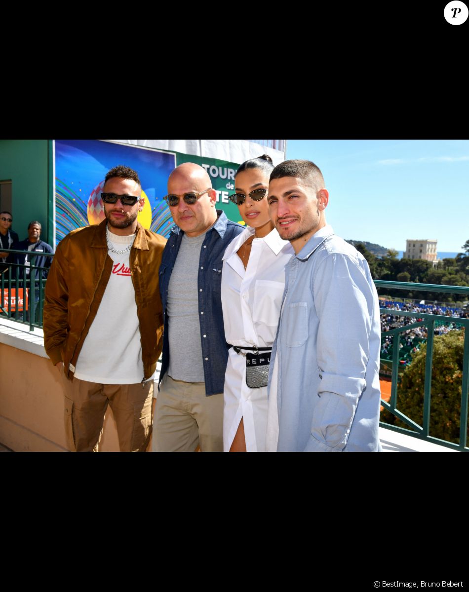 Neymar, Matteo Sinigaglia, CEO de Replay, Jessica Aidi et son mari Marco Verratti - Tennis : Les célébrités assistent à la 115ème édition du Rolex Monte-Carlo Masters à Monaco le 11 avril 2022 © Bruno Bebert / Bestimage