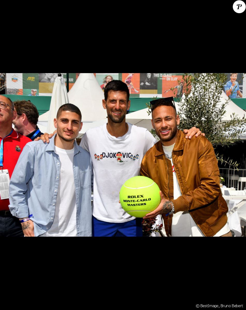 Marco Verratti, Neymar et Novak Djokovic - Tennis : Les célébrités assistent à la 115ème édition du Rolex Monte-Carlo Masters à Monaco le 11 avril 2022 © Bruno Bebert / Bestimage