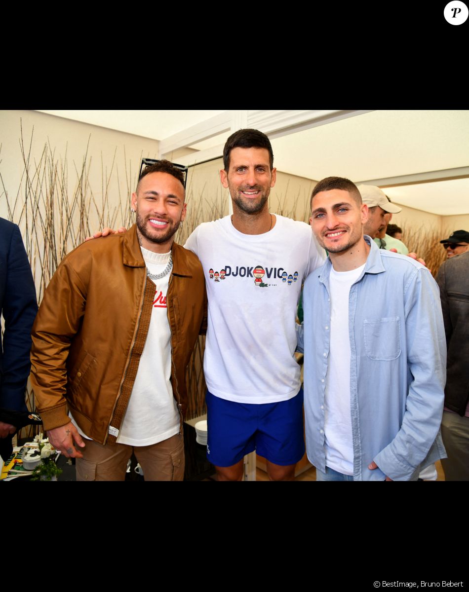 Marco Verratti, Neymar et Novak Djokovic - Tennis : Les célébrités assistent à la 115ème édition du Rolex Monte-Carlo Masters à Monaco le 11 avril 2022 © Bruno Bebert / Bestimage