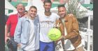 Neymar avec Marco Verratti et sa femme Jessica à Monaco pour une partie de jongles... avec Novak Djokovic !