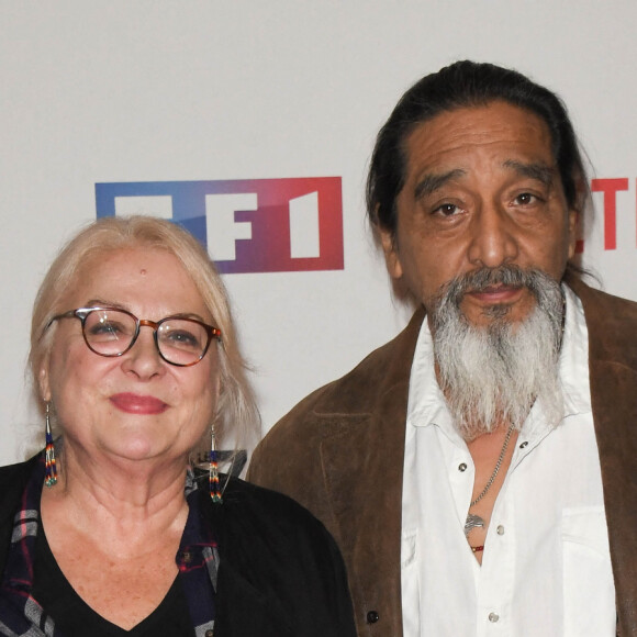 Josiane Balasko et son mari George Aguilar à l'avant-première de série télévisé TF1 "Le Bazar de la Charité" au Grand Rex à Paris, France, le 30 septembre 2019. © Coadic Guirec/Bestimage 