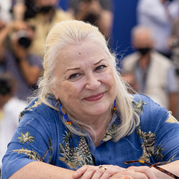 Josiane Balasko au photocall du film "Tralala" (séance de minuit) lors du 74ème festival international du film de Cannes le 14 juillet 2021 © Borde / Jacovides / Moreau / Bestimage 