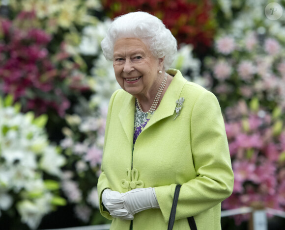 La reine Elisabeth II d'Angleterre en visite au "Chelsea Flower Show 2019" à Londres, le 20 mai 2019. 