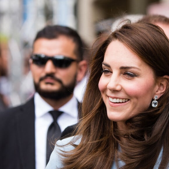 Catherine (Kate) Middleton, duchesse de Cambridge - Catherine Kate Middleton, la duchesse de Cambridge en visite au Luxembourg, le 11 mai 2017. Kate Middleton visite "l'urban-art-project "sur la place Clairefontaine lors de la célébration du 150e anniversaire de la signature du Traité de Londres. 