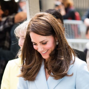 Catherine (Kate) Middleton, duchesse de Cambridge - Catherine Kate Middleton, la duchesse de Cambridge en visite au Luxembourg, le 11 mai 2017. Kate Middleton visite "l'urban-art-project "sur la place Clairefontaine lors de la célébration du 150e anniversaire de la signature du Traité de Londres. 