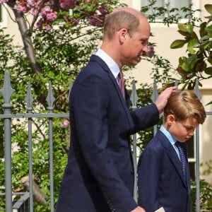 Le prince William, duc de Cambridge, Le prince George de Cambridge - La famille royale britannique quitte la chapelle Saint-Georges de Windsor après la messe de Pâques, le 17 avril 2022. 