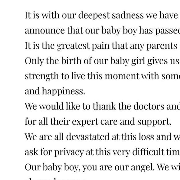 Cristiano Ronaldo annonce avoir perdu son fils lors de sa naissance.