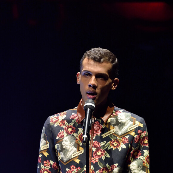 Stromae sur le plateau de l'émission télé "Che tempo che fa" à Milan en Italie le 14 décembre 2014. 