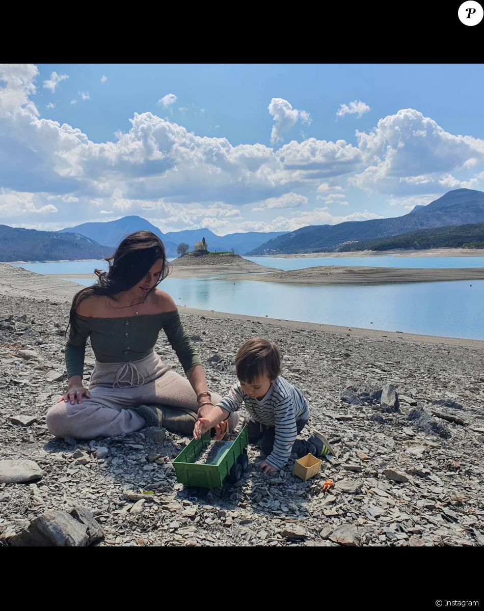 Caroline de "Mariés au premier regard" avec son fils Loup-Gabriel