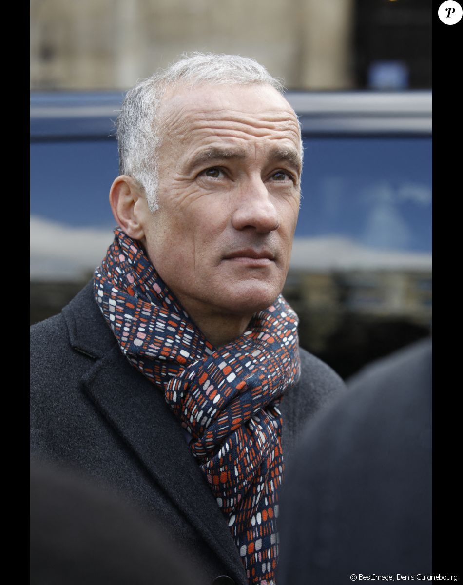 Gilles Bouleau - Sorties des obsèques de Jean-Pierre Pernaut en la Basilique Sainte-Clotilde à Paris, France, le 9 mars 2022.