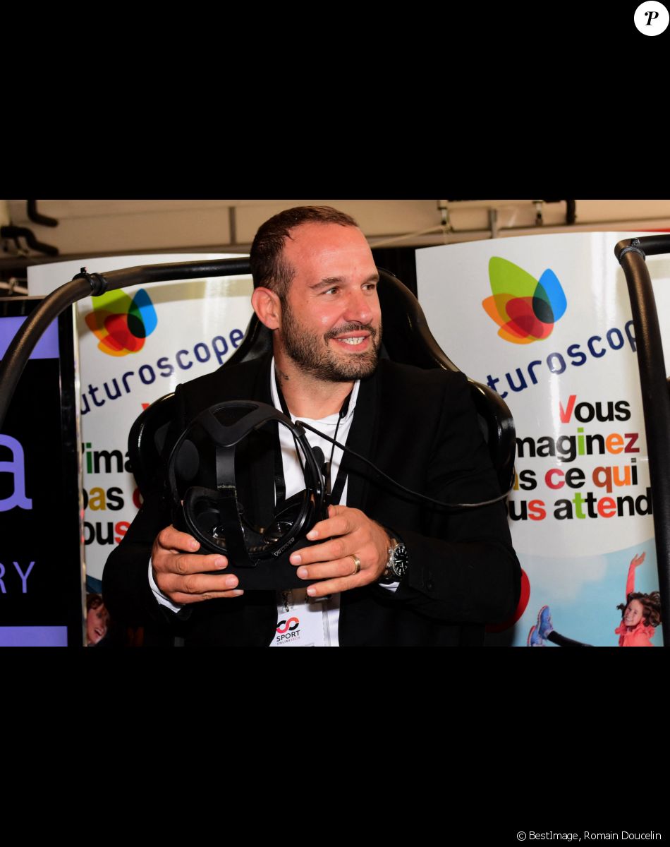Frédéric Michalak - Découverte de l'attraction Sébastien Loeb Racing Xperience pendant le festival Sport Unlimitech à Lyon le 19 septembre 2019. © Romain Doucelin / Bestimage