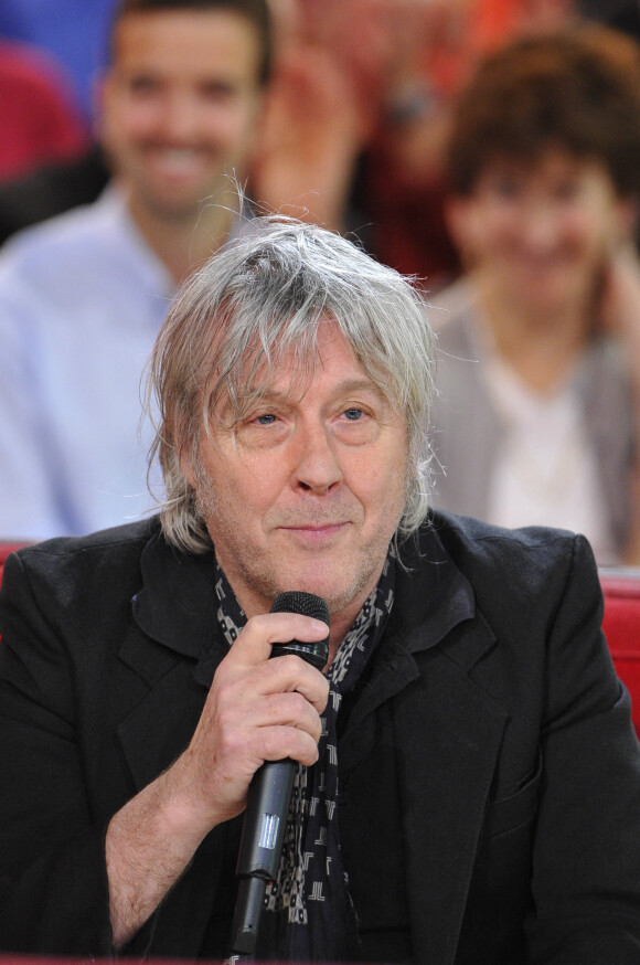 Info du 23 avril 2022 - Le chanteur belge Arno est mort à l'âge de 72 ans - Info - Arno atteint d'un cancer du pancréas : ses concerts annulés - Arno - Enregistrement de l'emission 'Vivement Dimanche' a Paris le 7 Novembre 2012. 