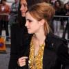 Emma Watson en total look Burberry