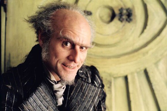 La grand Jim Carrey dans Les désastreuses aventures des orphelins Baudelaire.