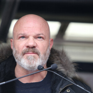 Philippe Etchebest - Rassemblement national des métiers de l'hôtellerie, de la restauration, du tourisme à l'appel de l'UMIH et le GNI à l'esplanade des Invalides à Paris © Panoramic / Bestimage