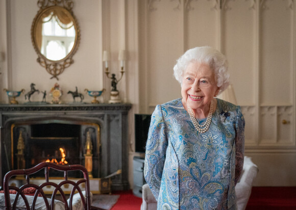 La reine Elisabeth II d'Angleterre au château de Windsor, le 28 avril 2022. 