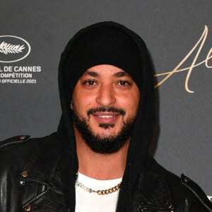 Info - Le chanteur Slimane annonce être devenu papa d'une petite fille prématurée - Slimane - Avant-Première du film "Aline" au Grand Rex à Paris le 25 octobre 2021. © Veeren/Bestimage