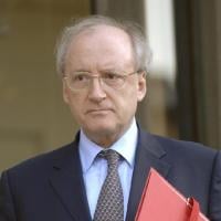 Hubert Védrine : L'ancien ministre des Affaires étrangères est dans le chagrin...