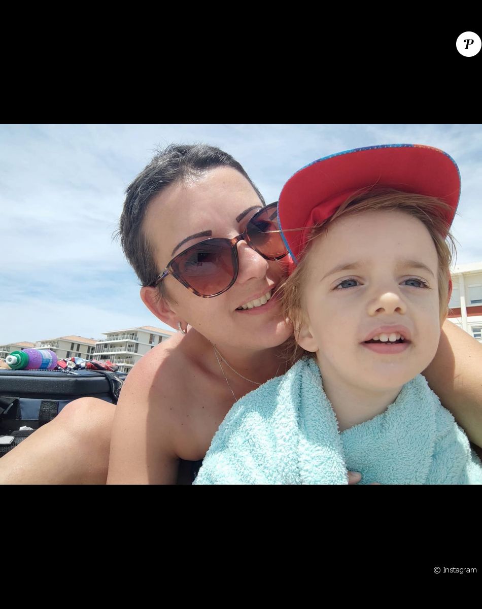 Cindy Reymond, maman de neufs enfants dans "Familles nombreuses, la vie en XXL" sur TF1.