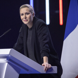 Marion Marechal (enceinte) lors du dernier meeting du candidat à l'élection présidentielle Eric.Zemmour avec le premier tour à Paris le 7 avril 2022