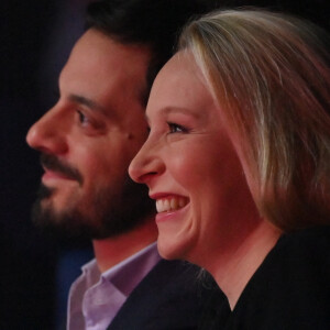 Marion Maréchal et son mari Vincenzo Sofo lors du débat organisé par Valeurs actuelles le 22 mars 2022