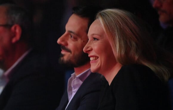 Marion Maréchal et son mari Vincenzo Sofo lors du débat organisé par Valeurs actuelles le 22 mars 2022