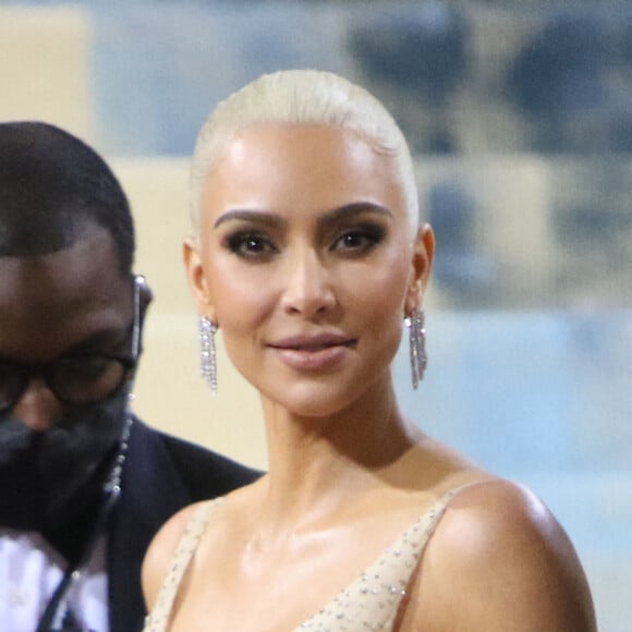 Kim Kardashian - Les célébrités arrivent à la soirée du "MET Gala 2022" à New York.