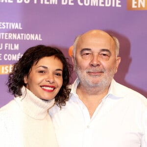 Gerard Jugnot et Saida Jawad lors du 17e Festival international du film de comedie de l'Alpe d'Huez, le 17 janvier 2014.