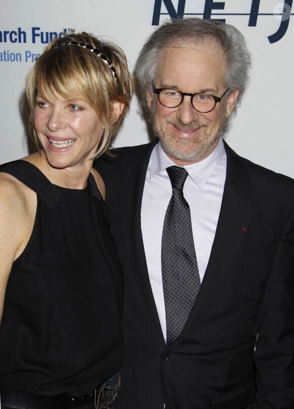 Kate Capshaw et Steven Spielberg lors de la 15ème soirée annuelle des Saks Fifth Avenue's Unforgettable Evening, à Beverly Hills le 27 janvier 2010