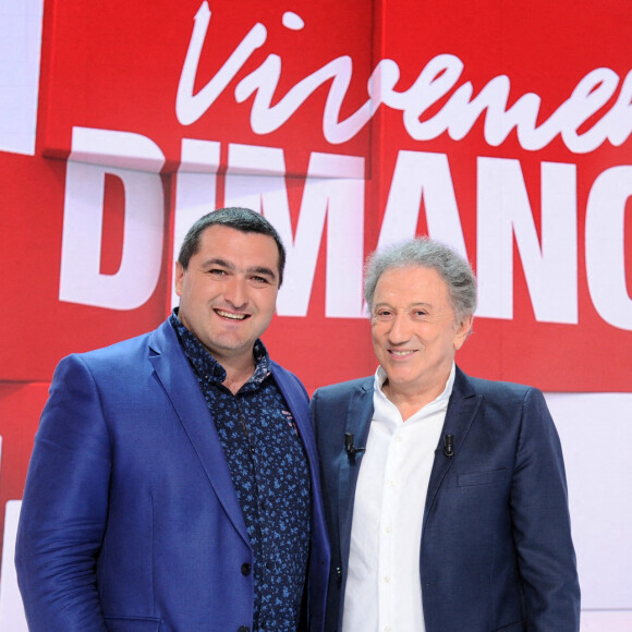 Exclusif - David Caumette et Michel Drucker - Enregistrement de l'émission Vivement dimanche au studio Gabriel, presentée par Michel Drucker. Diffusion sur France 2 le 8 mai 2022.