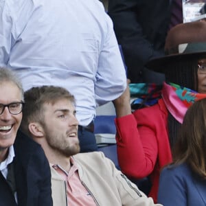 Laurent Blanc et ses fils - People lors de la finale de la Coupe de France de football entre le FC Nantes et l'OGC Nice (1-0) au stade de France, Saint-Denis le 7 mai 2022 © Cyril Moreau