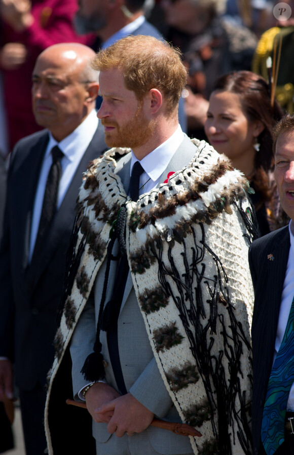 Le prince Harry, duc de Sussex, et Meghan Markle, duchesse de Sussex (enceinte) visitent Te Papaiouru Marae à Rotorua, Nouvelle Zélande le 31 octobre 2018. 