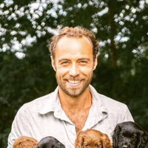 James Middleton a enfin trouvé le bonheur avec sa femme Alizée et ses six chiens. @ Instagram / James Middleton