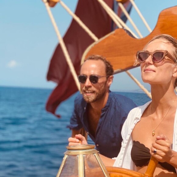 James Middleton a enfin trouvé le bonheur avec sa femme Alizée et ses six chiens. @ Instagram / James Middleton