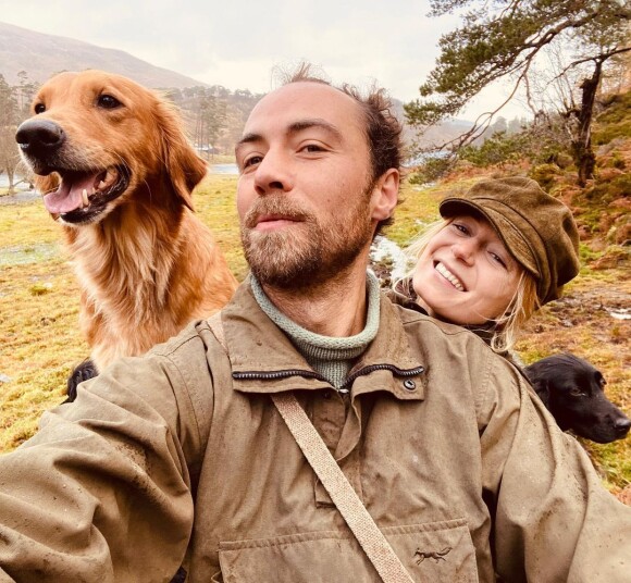 James Middleton a enfin trouvé le bonheur avec sa femme Alizée et ses six chiens. @ Instagram / James Middleton